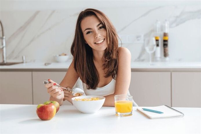 La colazione aiuta a perdere peso